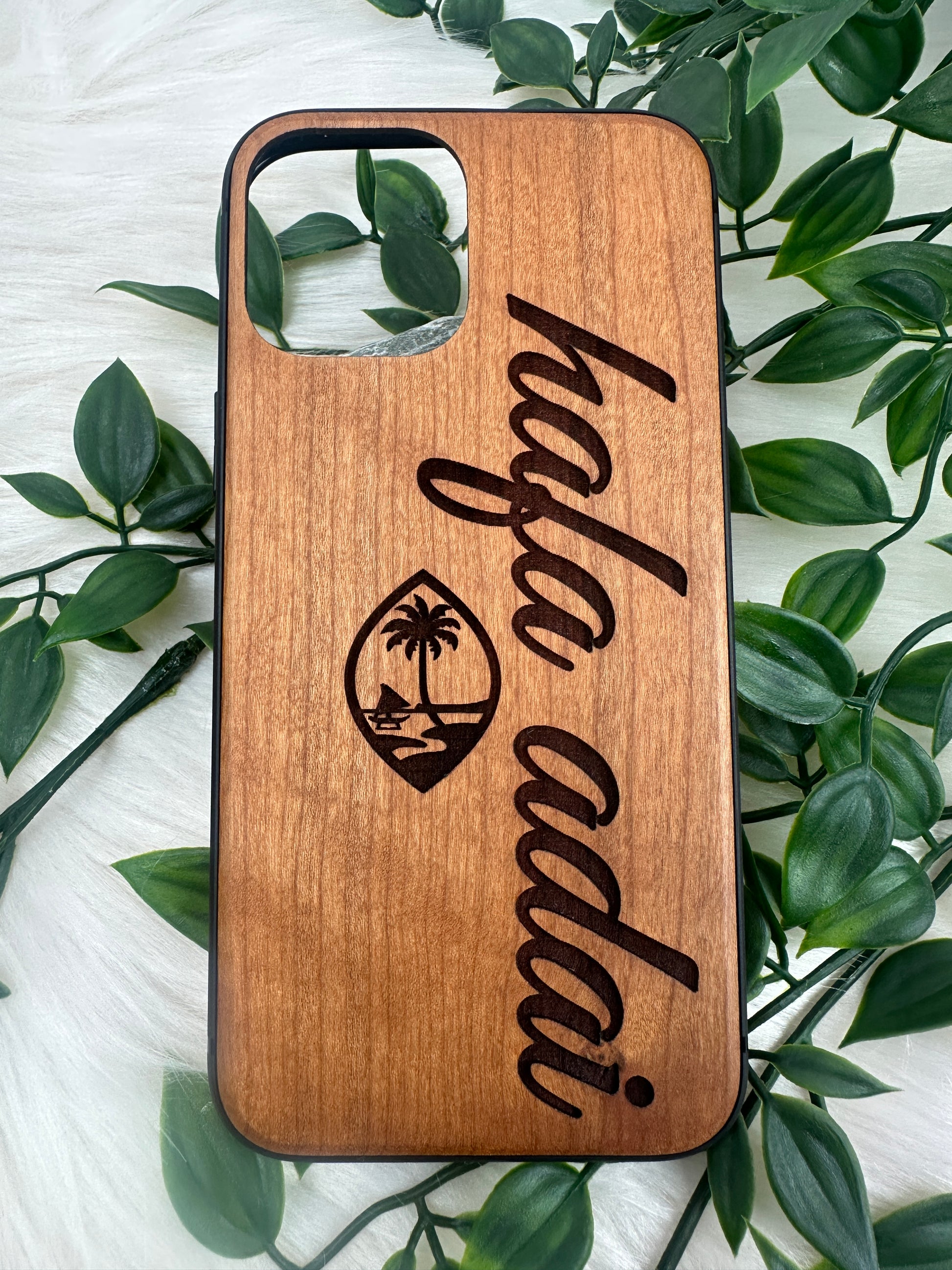 Guam 12Pro Max Wood Phone Case - tagastonecustoms.com